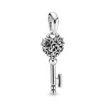 Pandora Majestic Key Pendant 397725