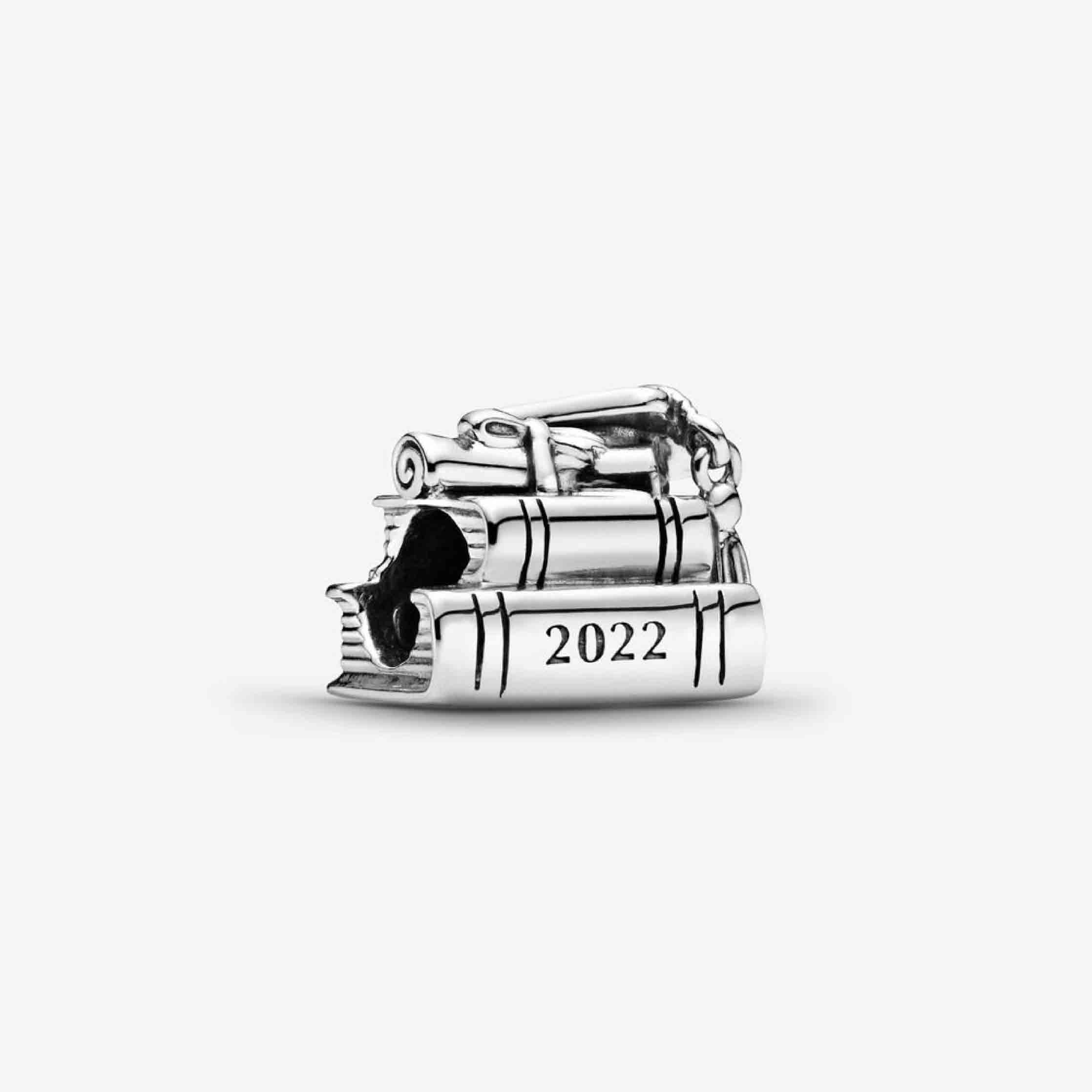 Pandora 2022 Graduation Charm 790790C00