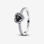 Pandora Elevated Black Heart Ring 198421C04